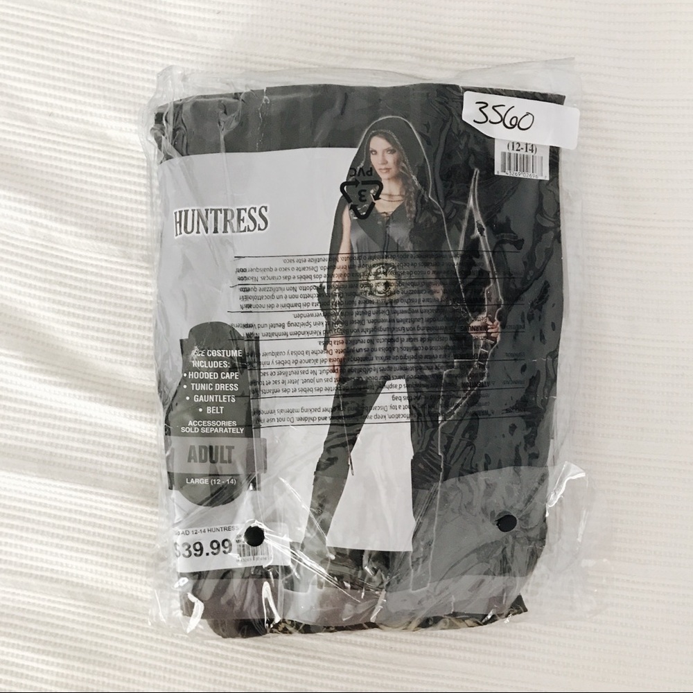 Huntress Costume